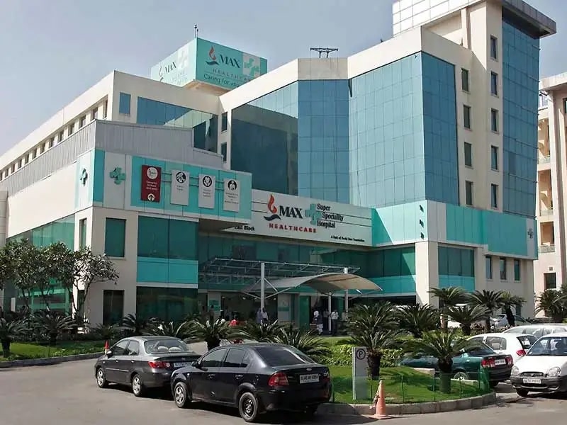 Max Super Speciality Hospital, Gurgaon - Campus Architecture